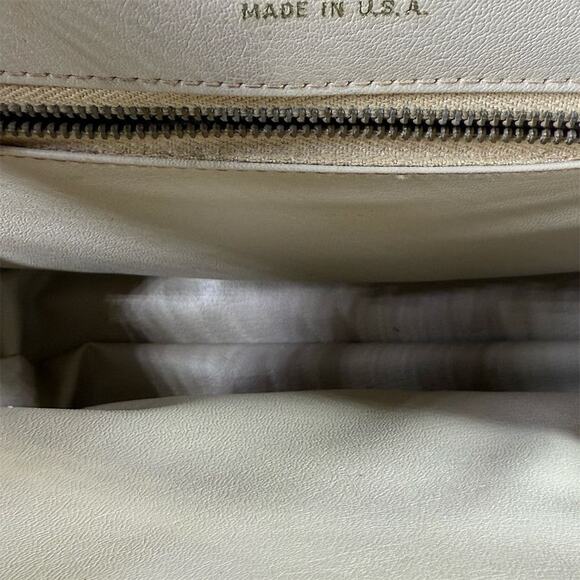 Vintage Verdi Brown Faux Alligator Handbag – Top Handle, Structured Retro Purse - Picture 4 of 7